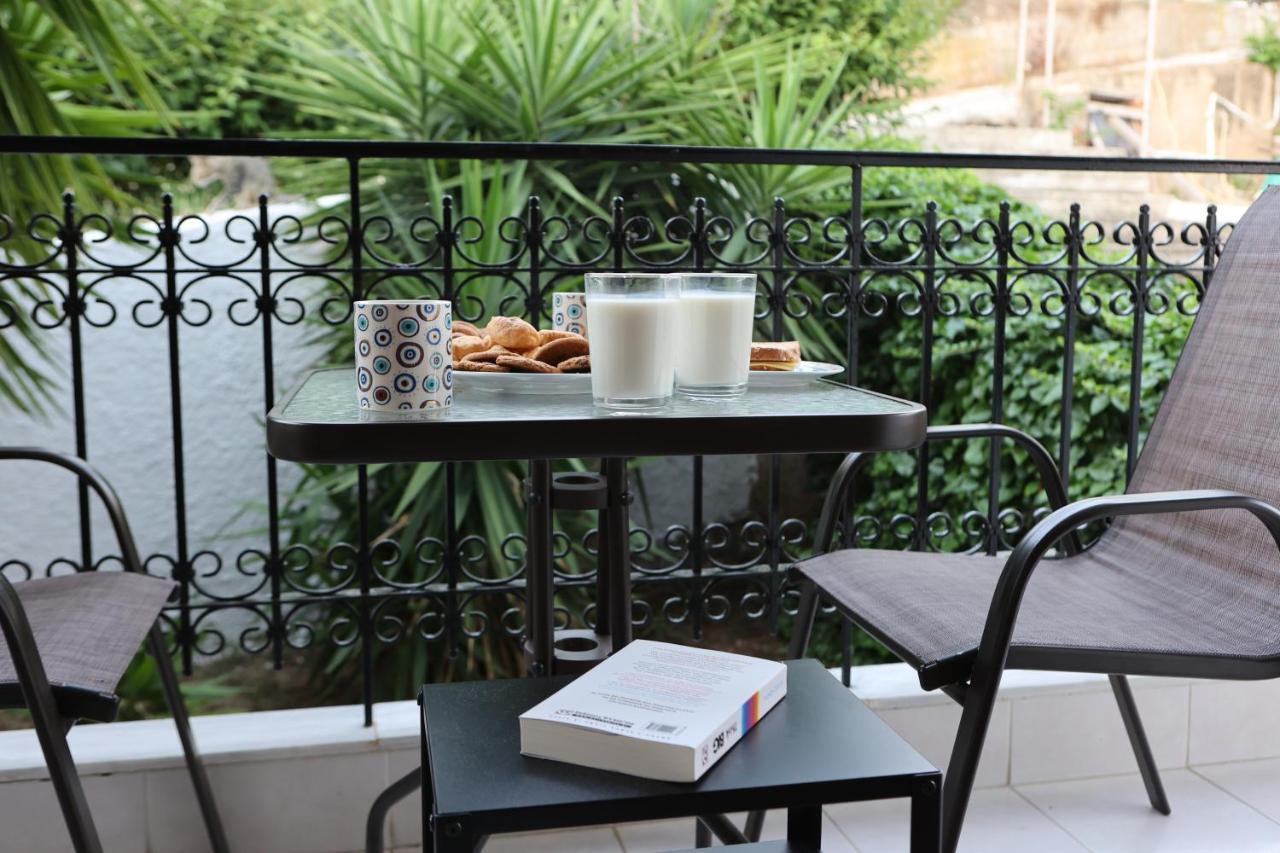 פירגדיקיה Island Boutique Apartments מראה חיצוני תמונה