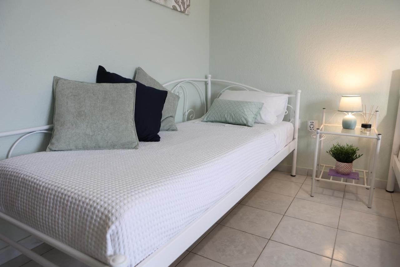 פירגדיקיה Island Boutique Apartments מראה חיצוני תמונה